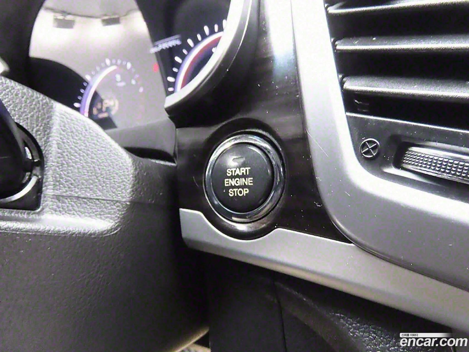 New Korando C 20 Cvt 2Wd High -End Type - фотография 18752384
