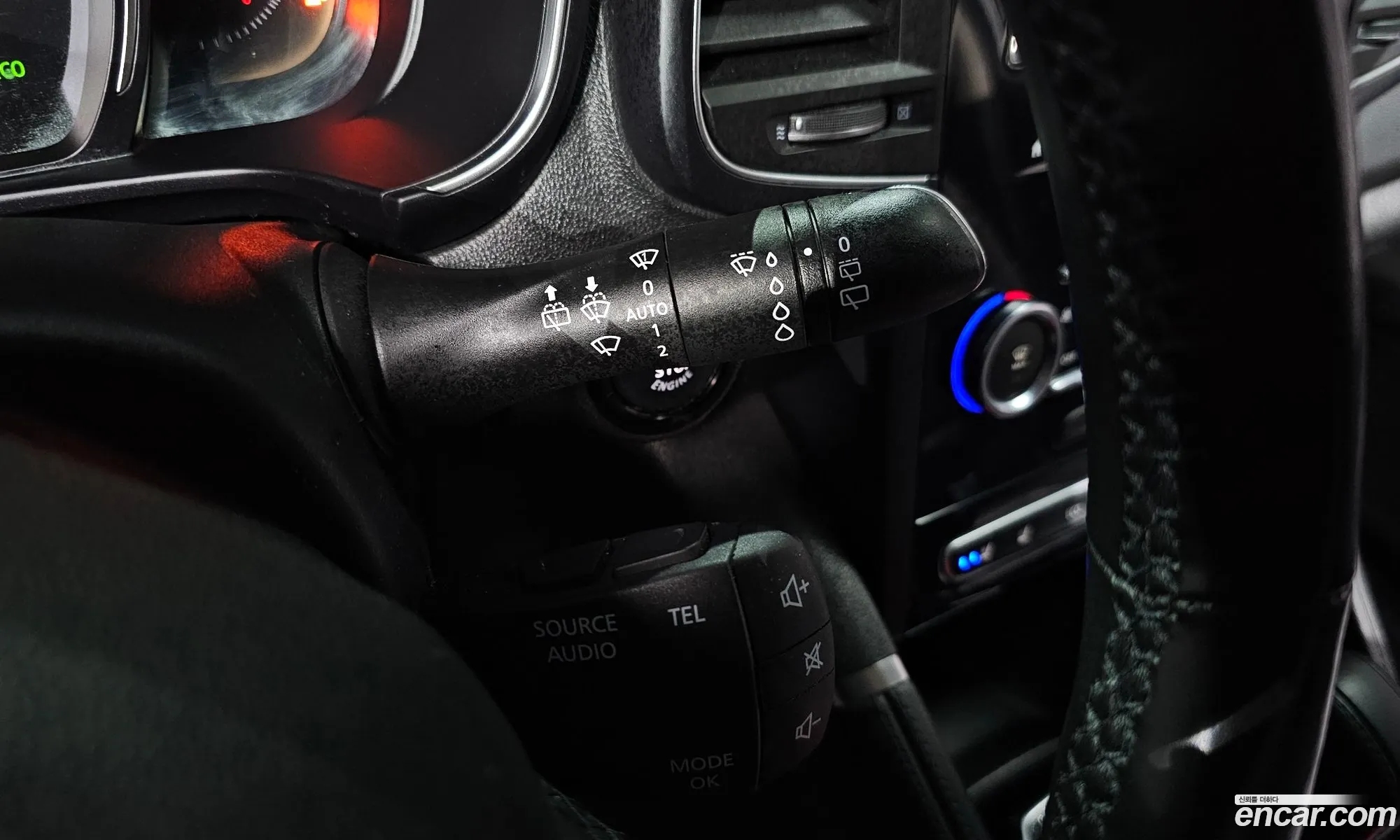 The New Qm6 20 Lpe Re Signature 2Wd - фотография 12581989