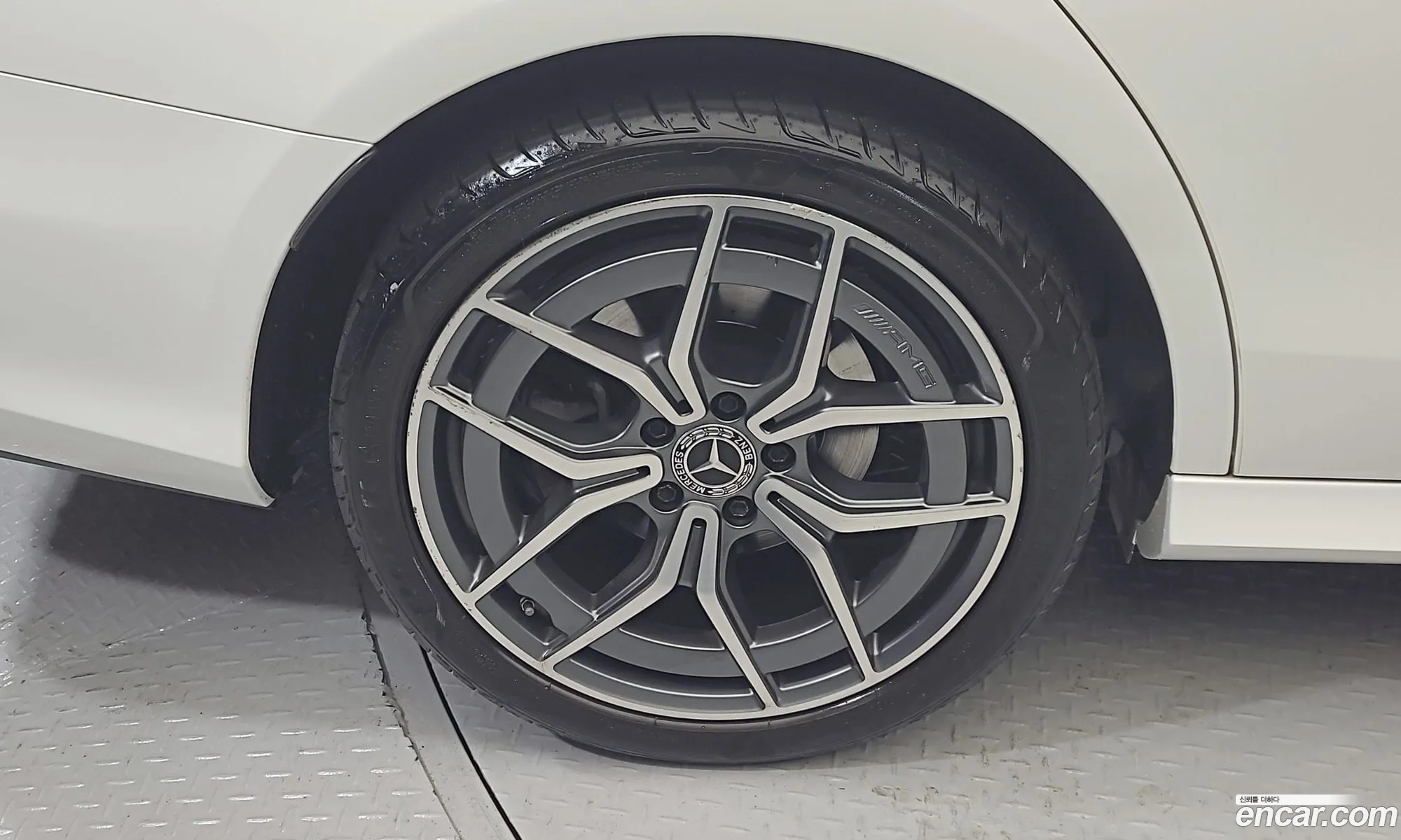 E-Class W213 E220D 4Matic Amg Line - фотография 11949235