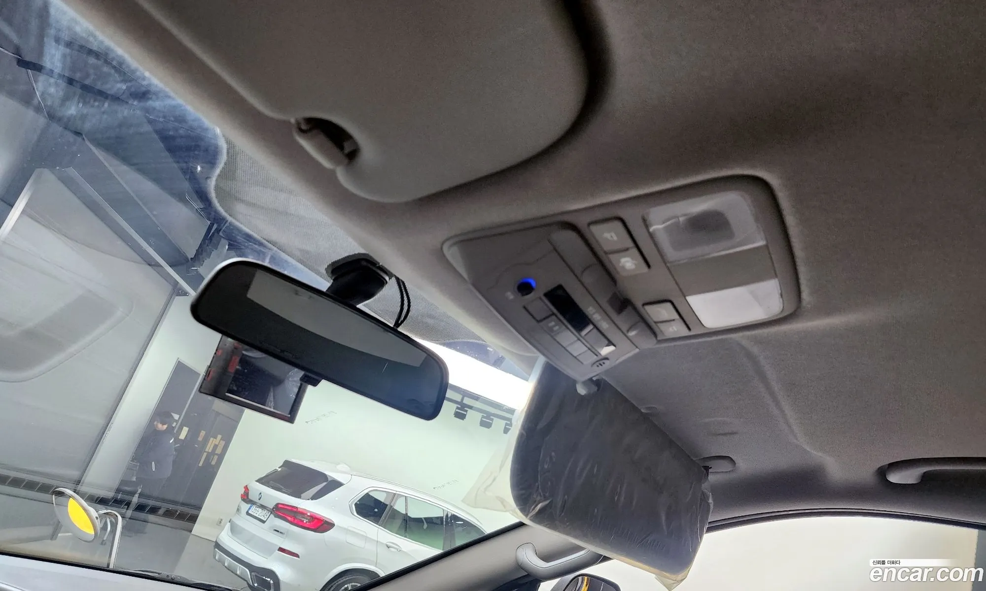 The New Grand Starex 4Wd Childrens Protection Car - фотография 16798397