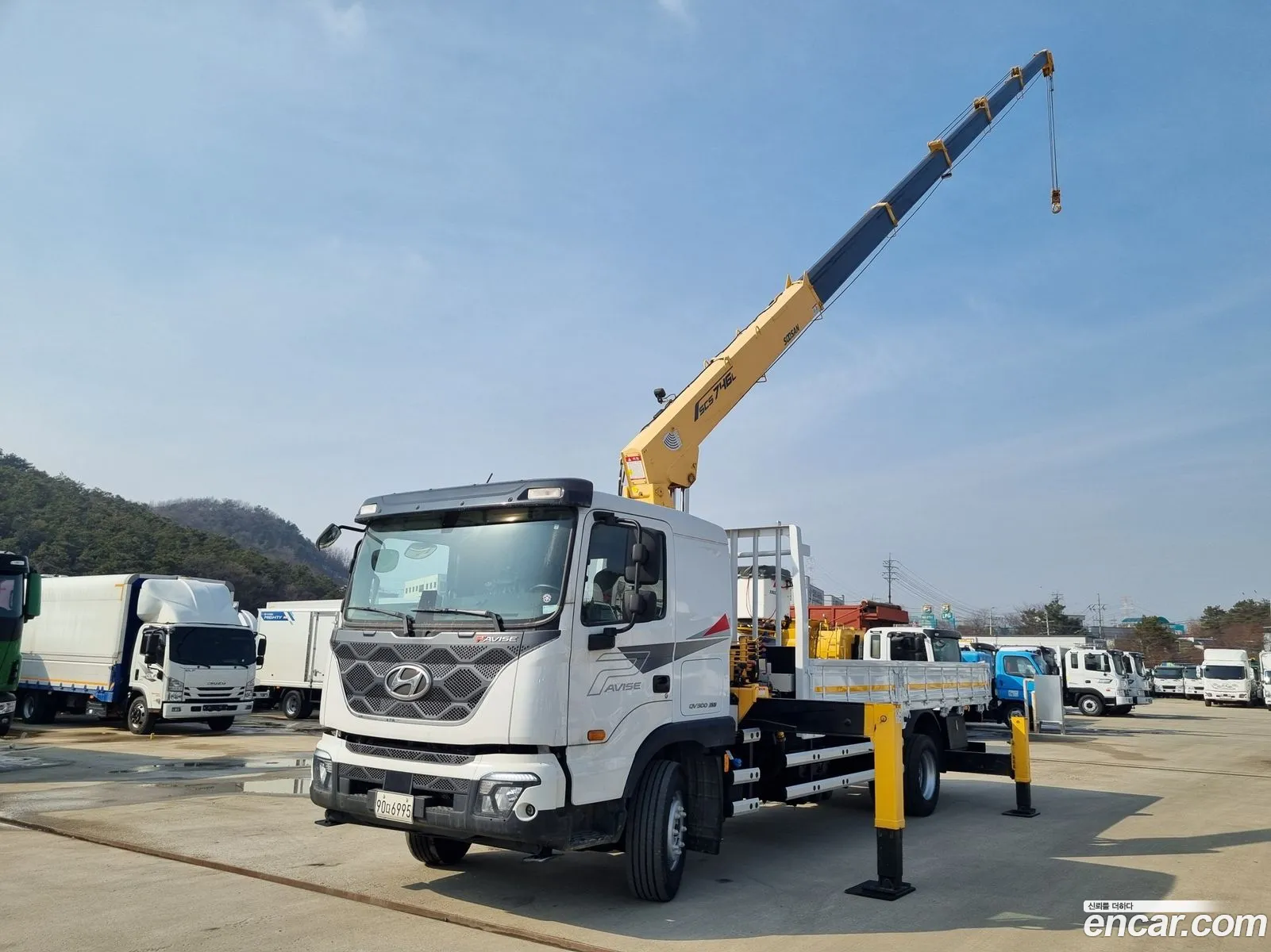 Mega Truck Cargo Crane 5 Ton Gold - фотография 16497884