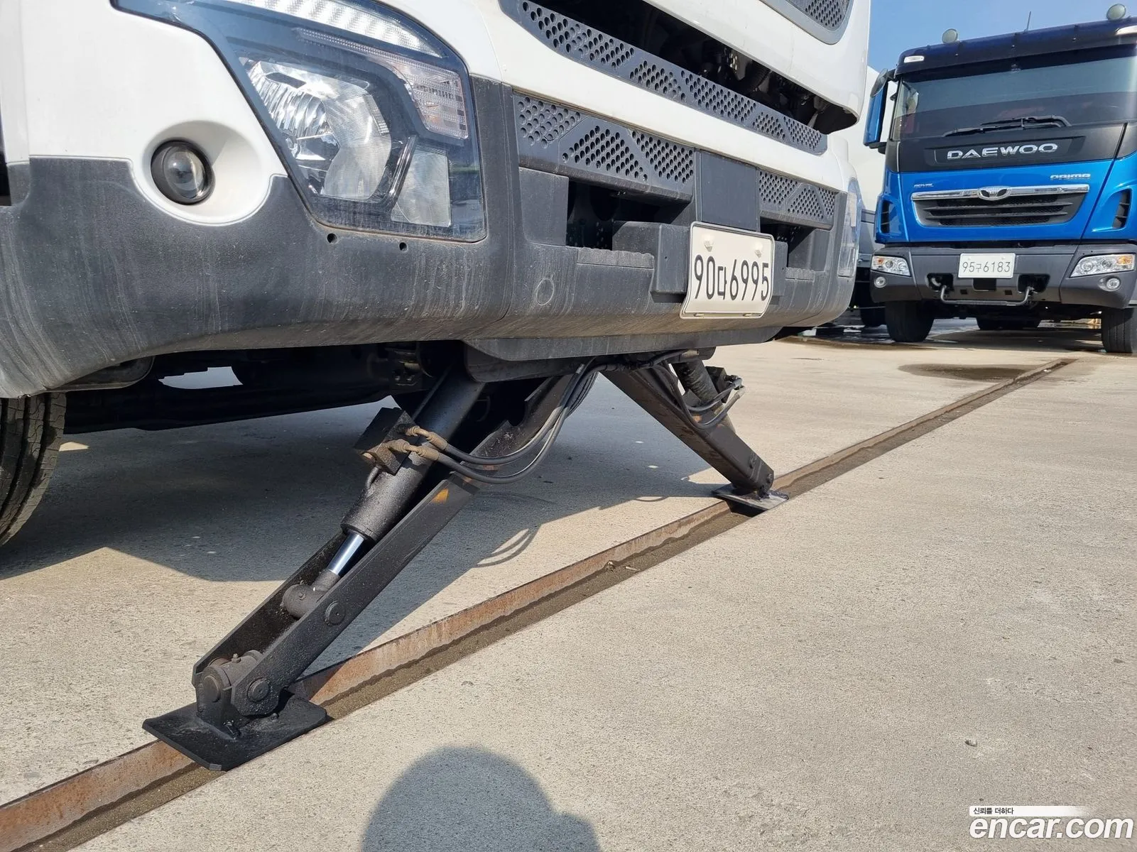 Mega Truck Cargo Crane 5 Ton Gold - фотография 16497887