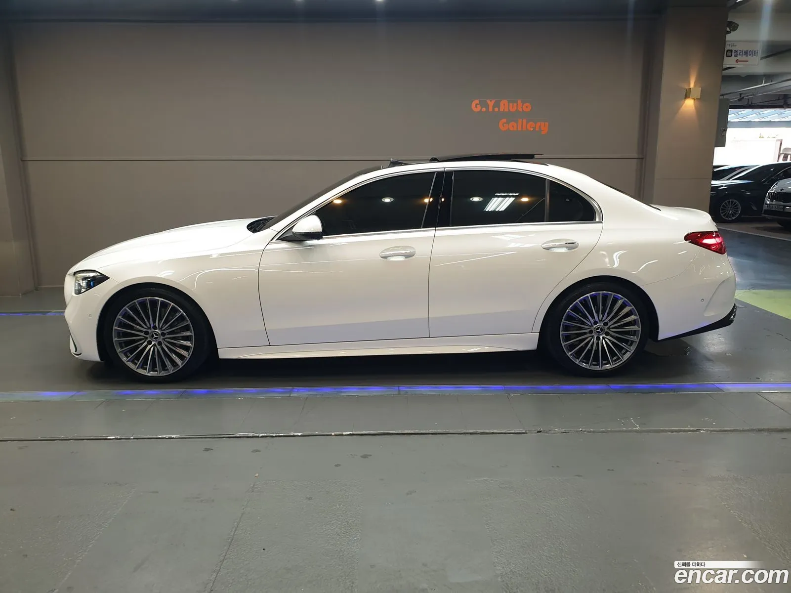 C-Class W206 C300 4Matic Amg Line - фотография 945099