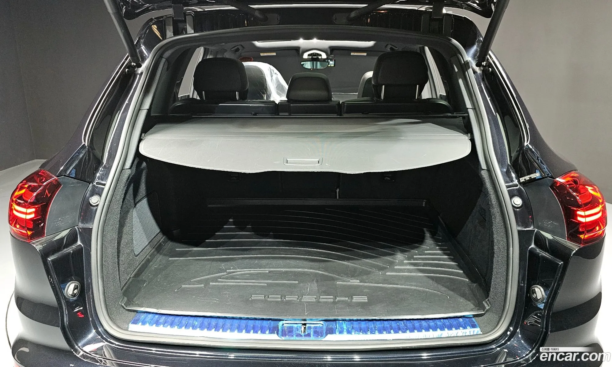 New Cayenne 30 Diesel Platinum Edition 958 - фотография 4806088
