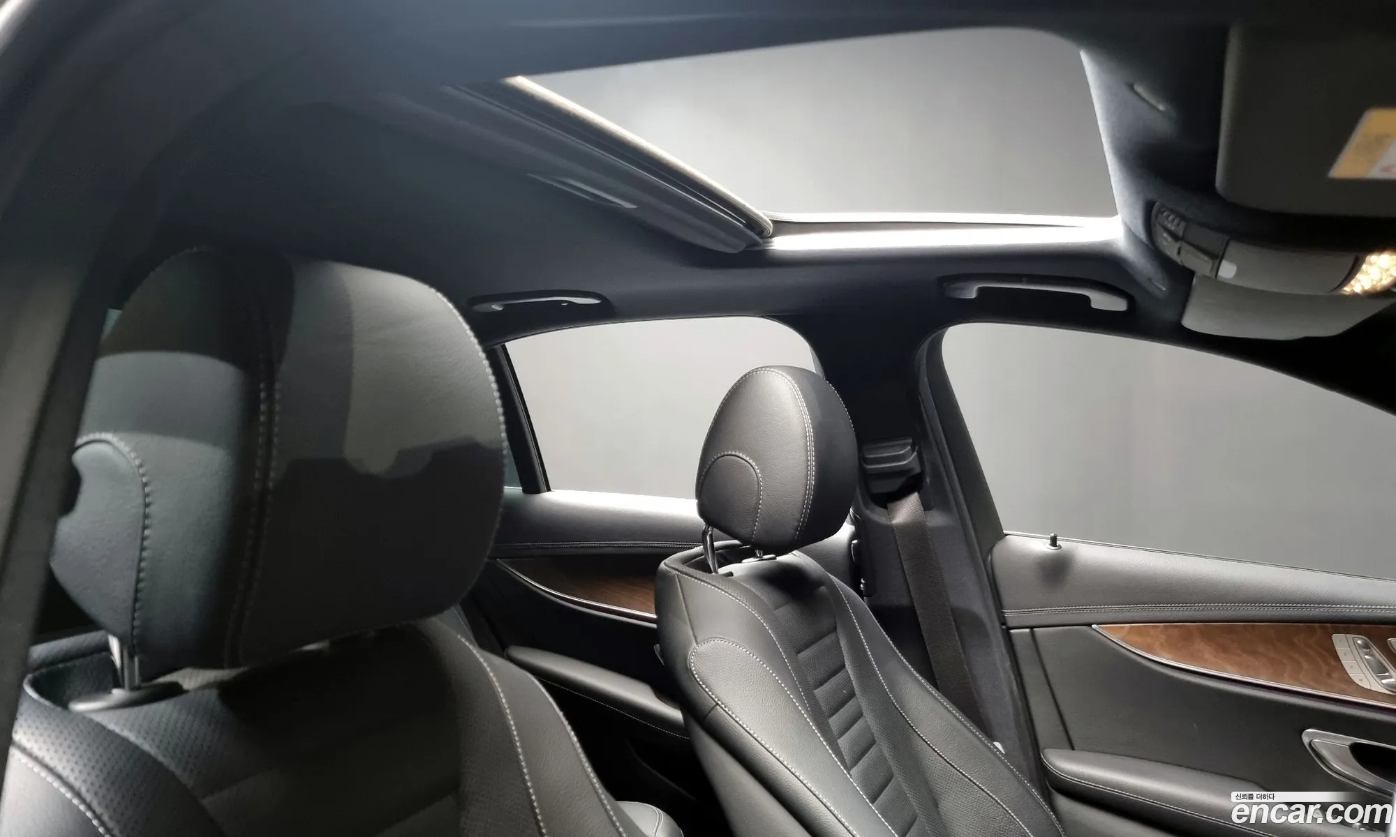 E-Class W213 E300E 4Matic Exclusive - фотография 83268