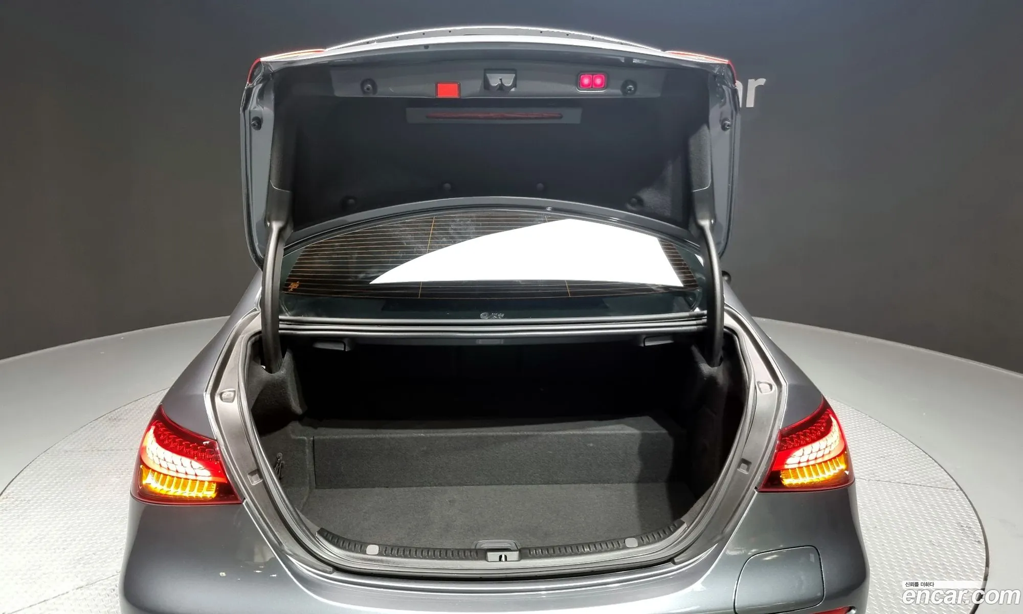 E-Class W213 E300E 4Matic Exclusive - фотография 83266