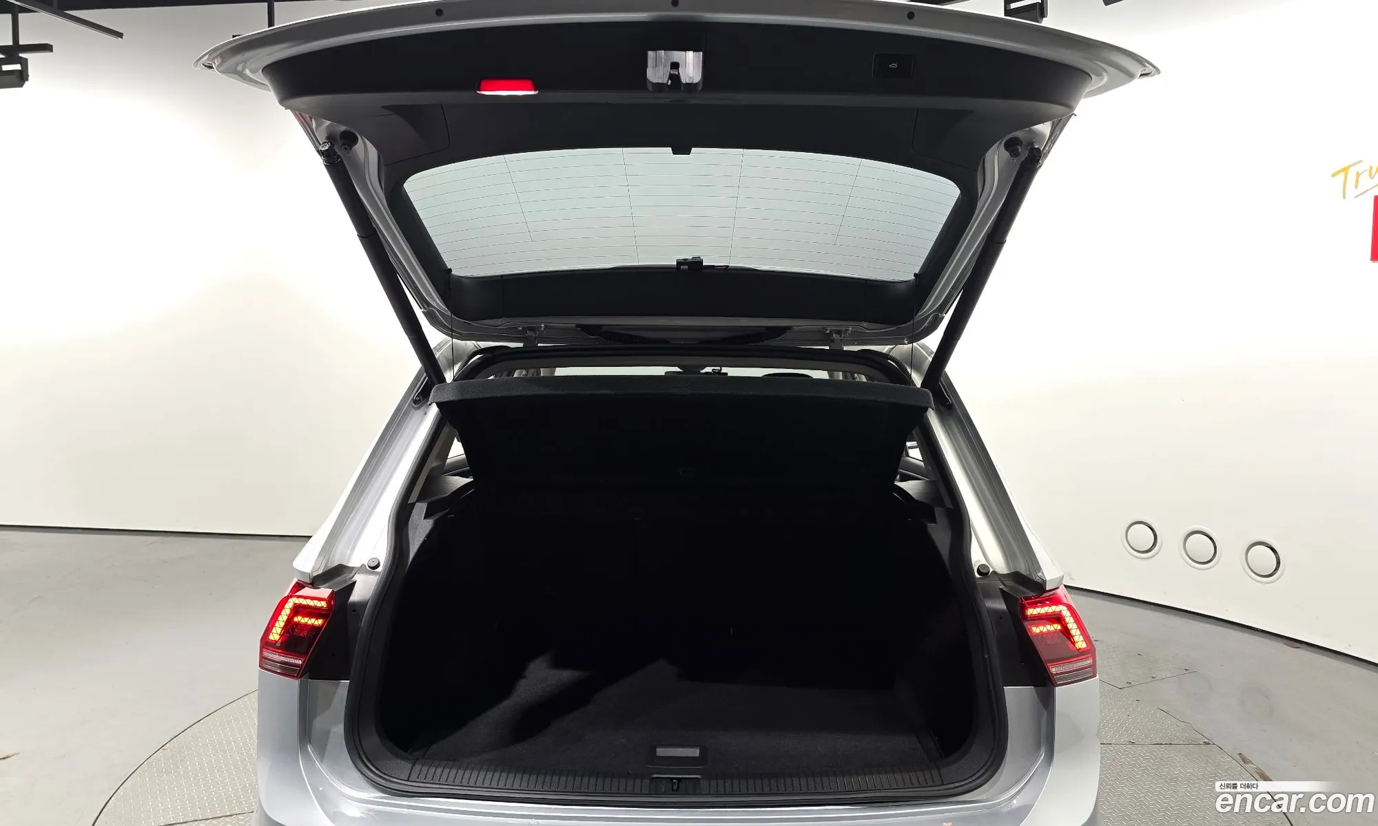 Tiguan 2Nd Generation 20 Tdi Premium - фотография 4710520