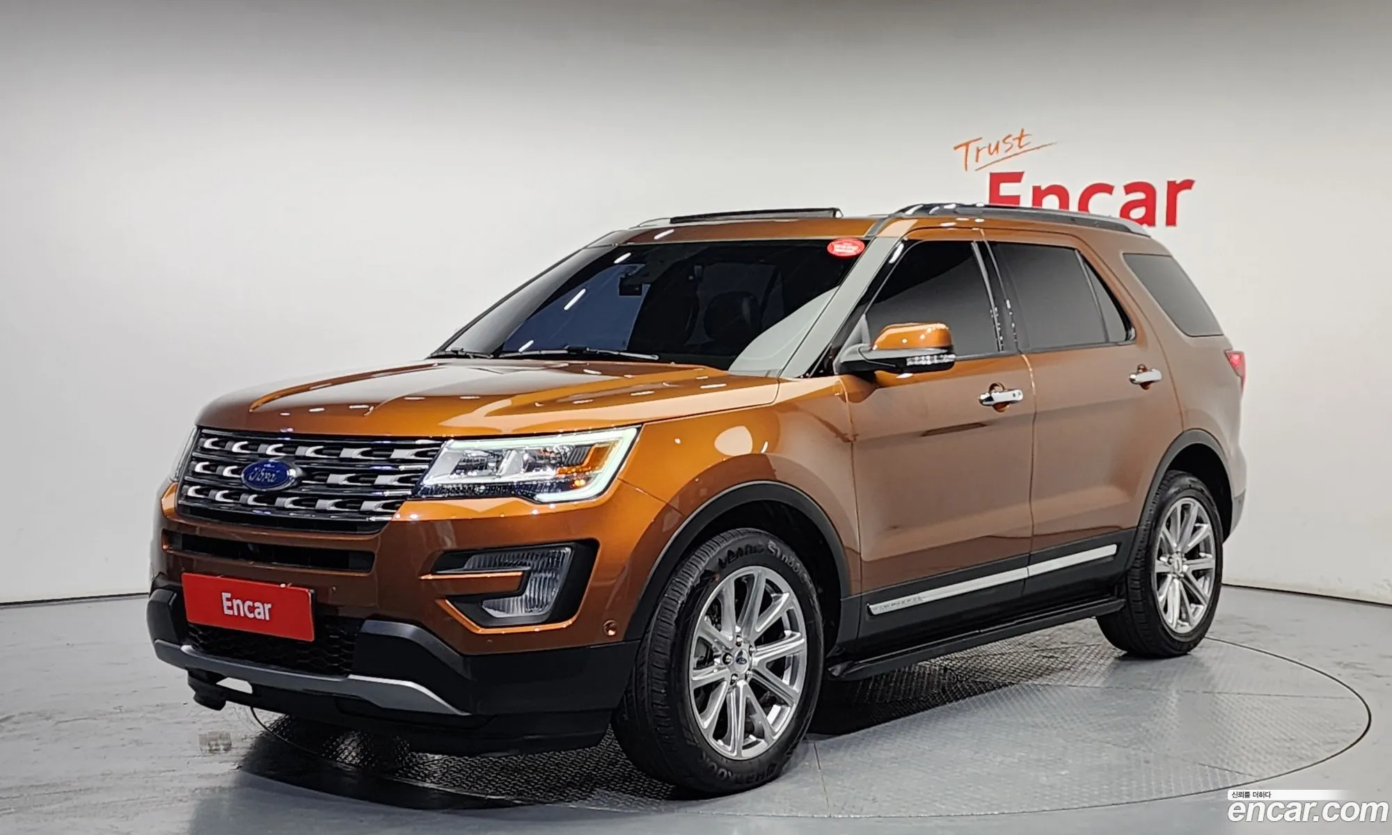 Explorer 23 Limited 4Wd 5Th Generation - фотография 4180041
