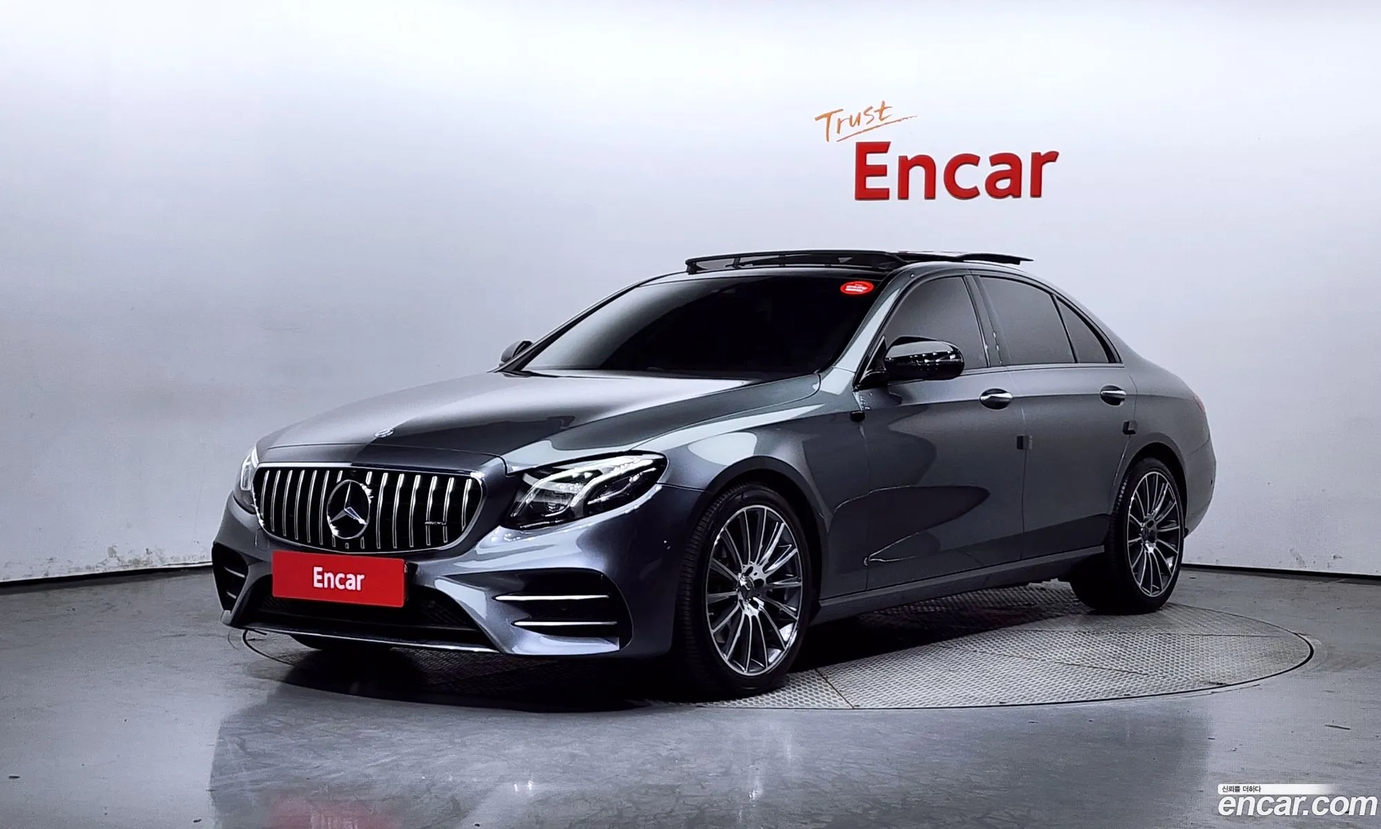 E-Class W213 E300 Avant-Garde - фотография 43216
