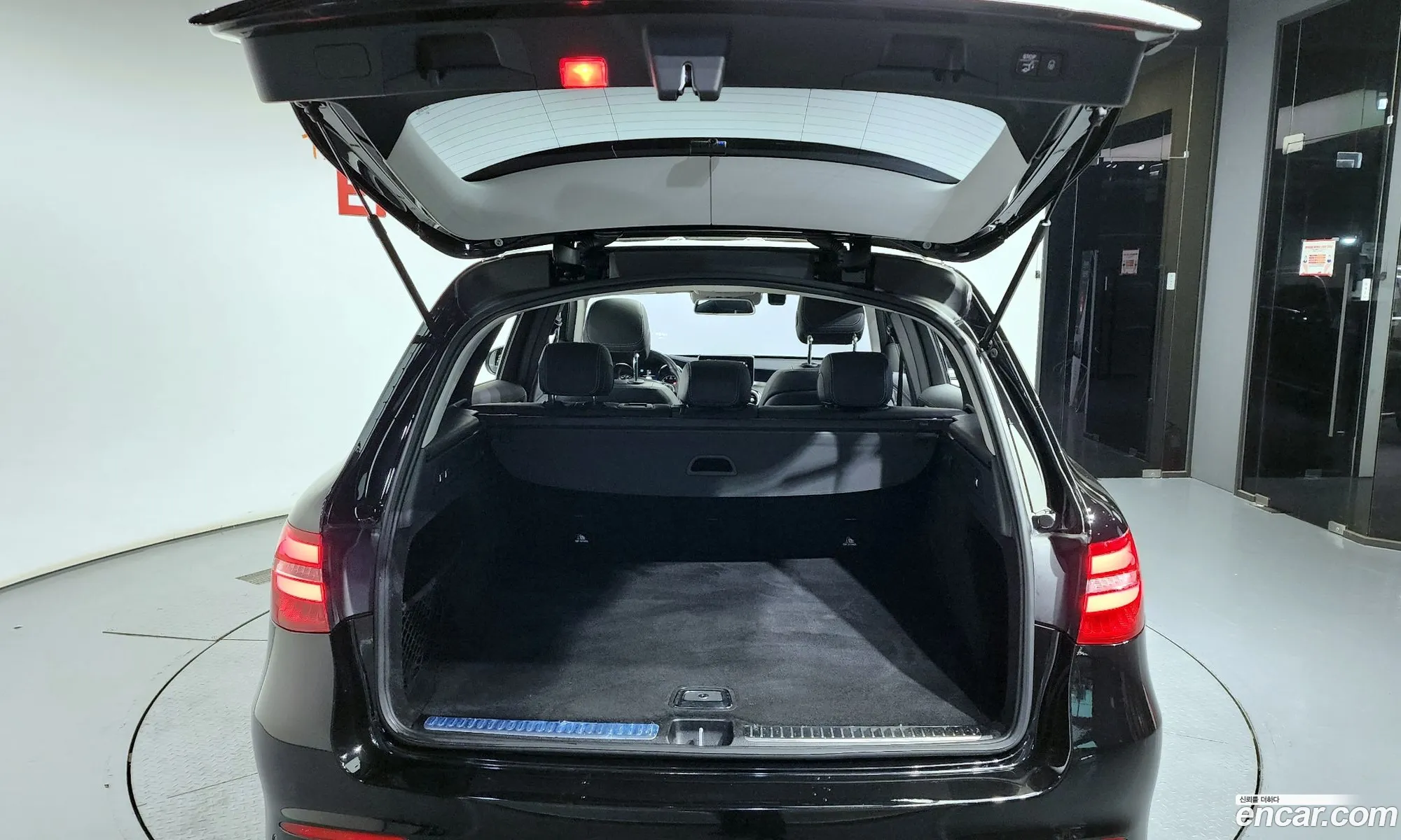 Glc-Class X253 Glc300 4Matic Amg Line - фотография 13102