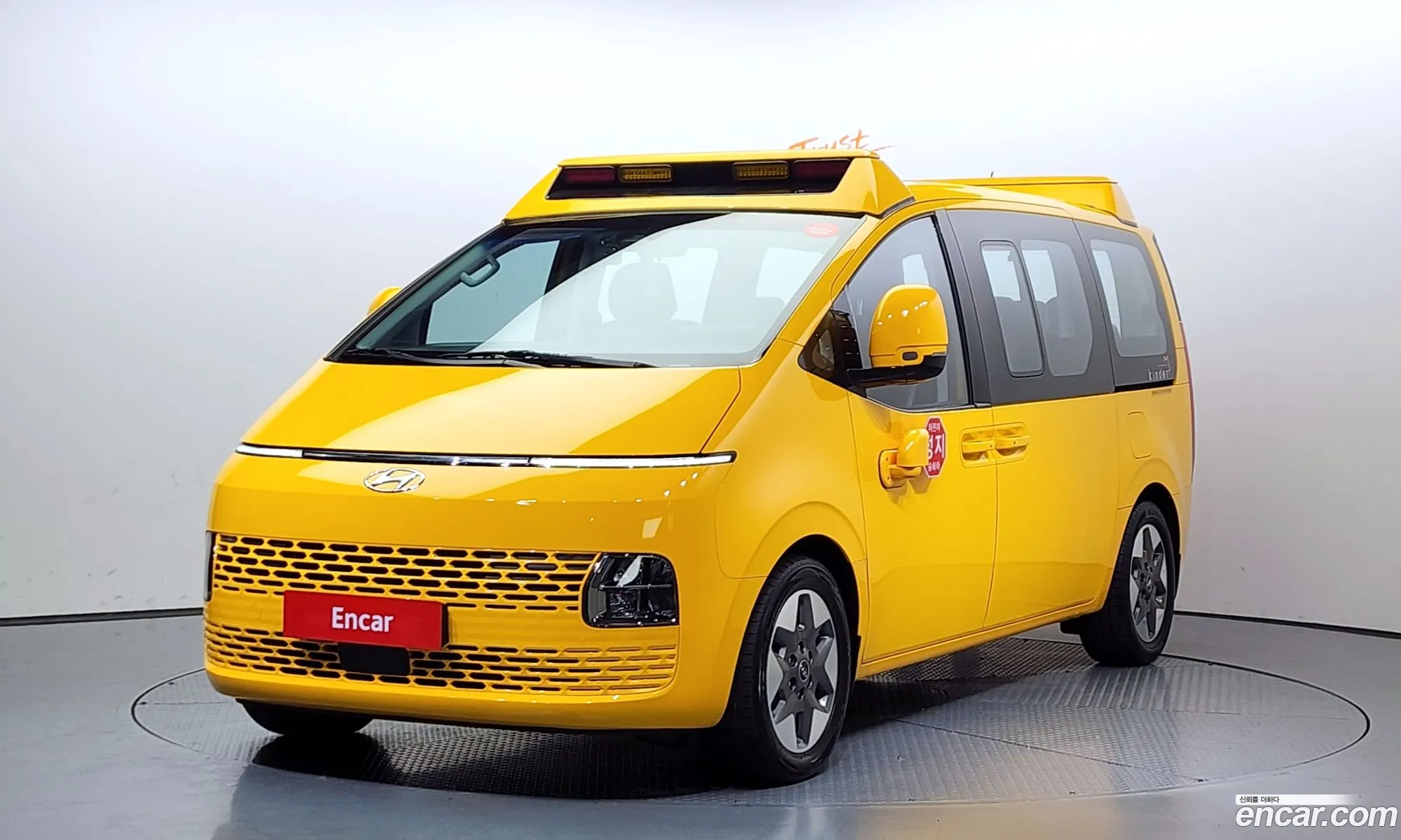Staria L35 Childfare Car 11 -Seater - фотография 13172160