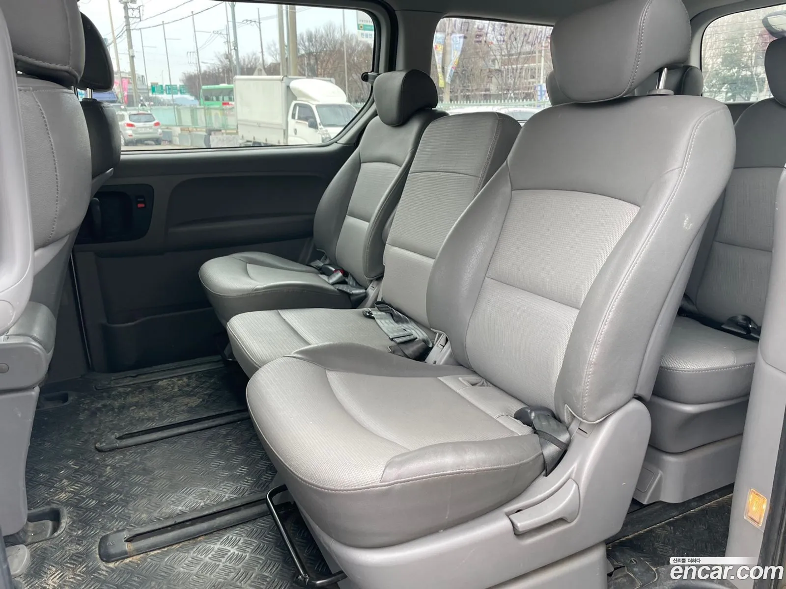 Grand Starex 12 -Seater Wagon Cvx Luxury - фотография 16499567