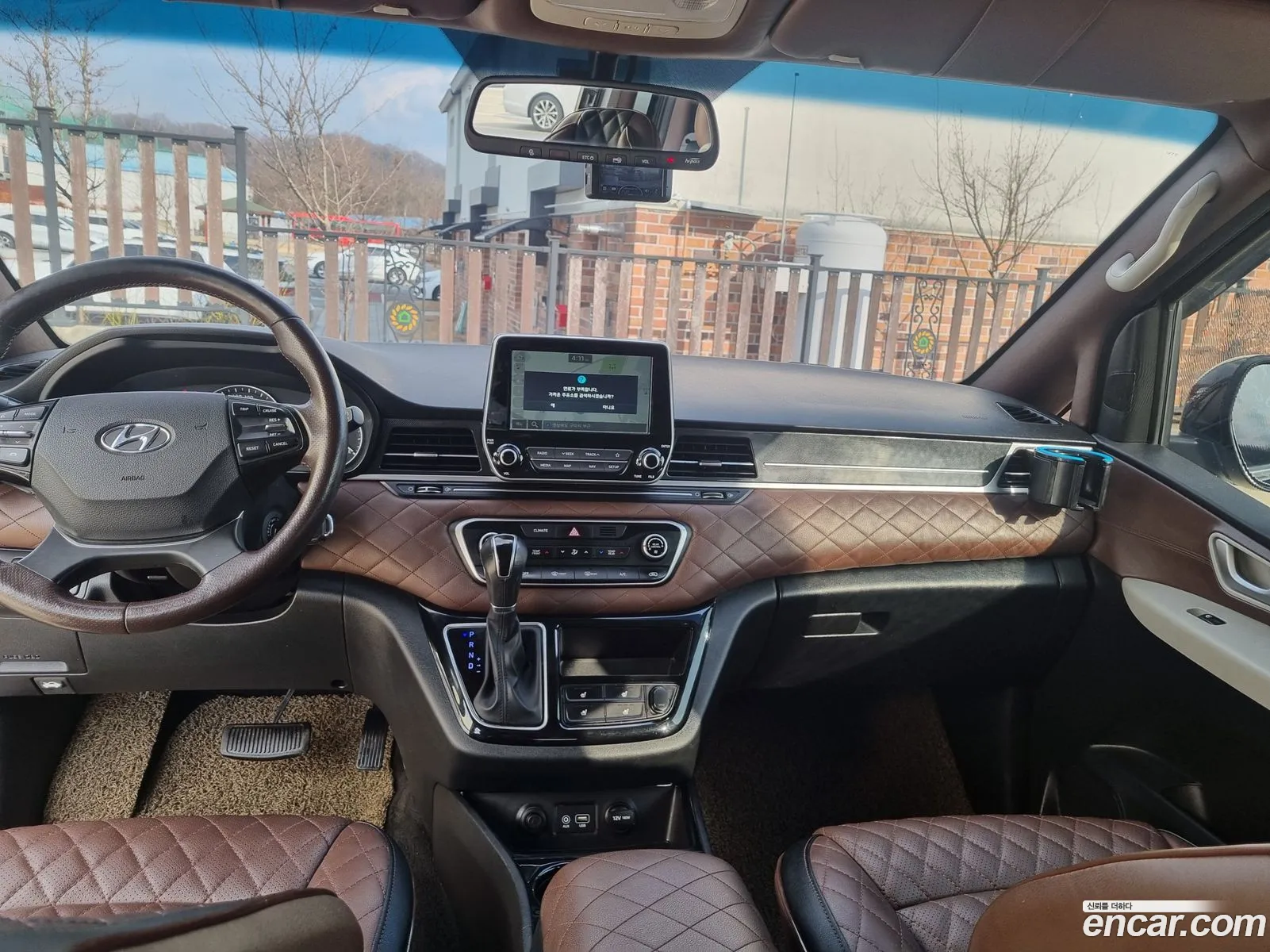 The New Grand Starex Limousine - фотография 16499535