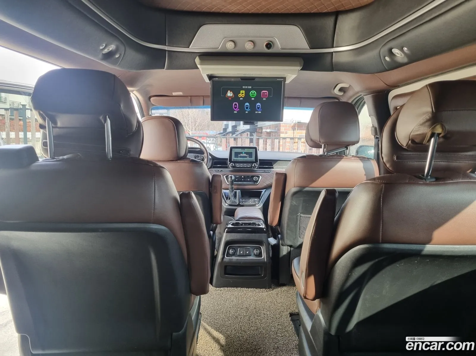 The New Grand Starex Limousine - фотография 16499534