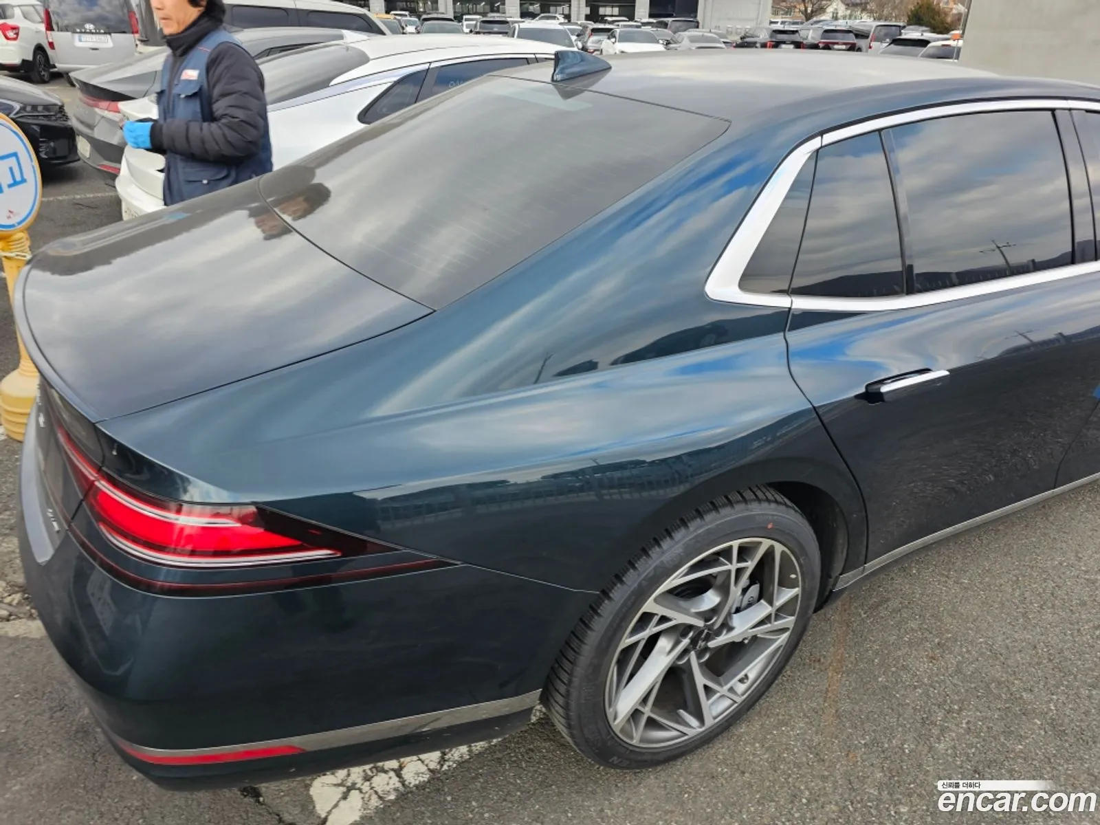 G90 Rs4 Gasoline 35 Turbo Awd - фотография 12517267
