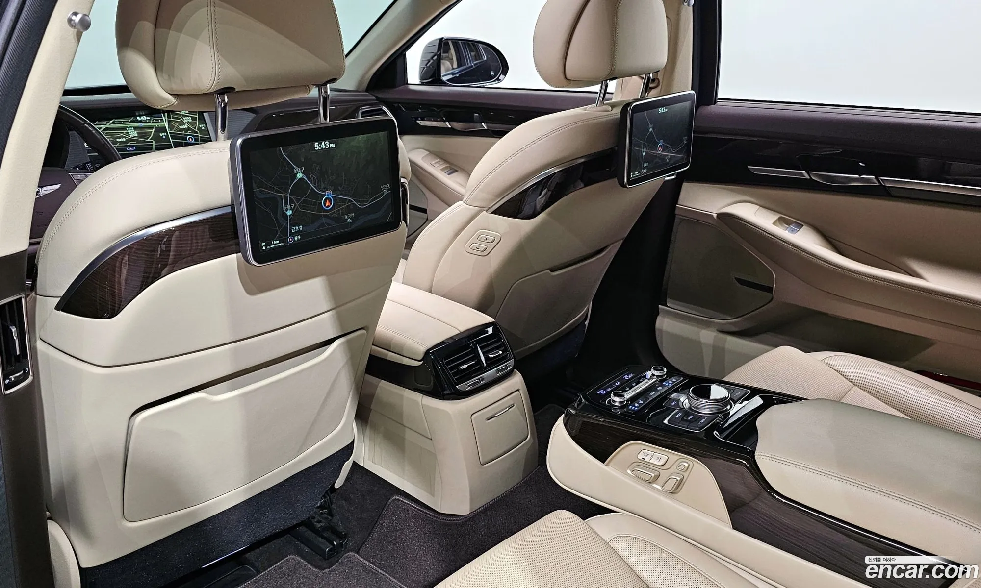 Eq900 38 Gdi Awd Premium Luxury - фотография 12484505