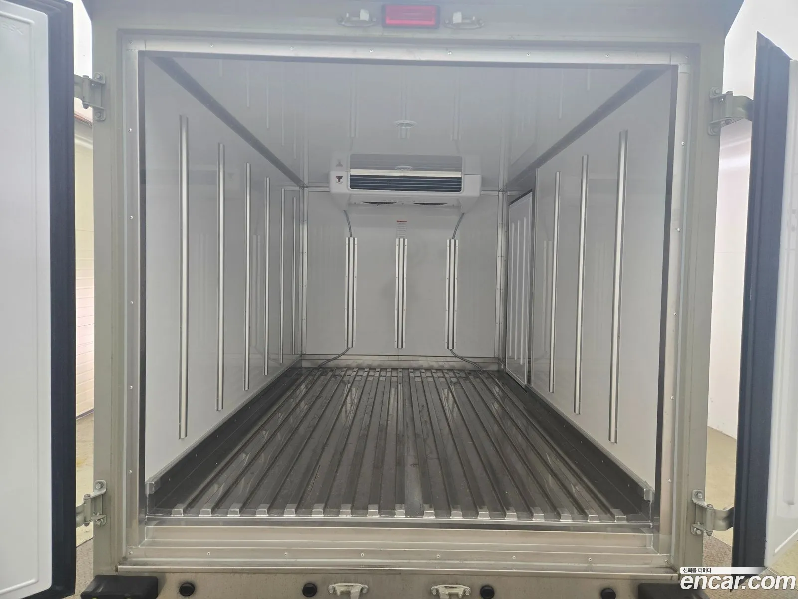 Porter Ⅱ Refrigeration Tower 1 Ton Super Cap Lpg - фотография 15275978
