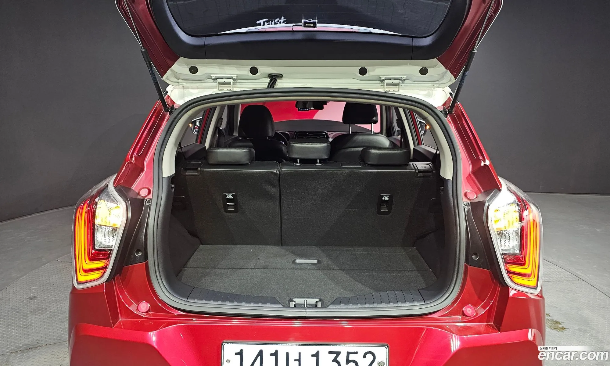 Berry New Tivoli Gasoline 15 2Wd V3 - фотография 17587743