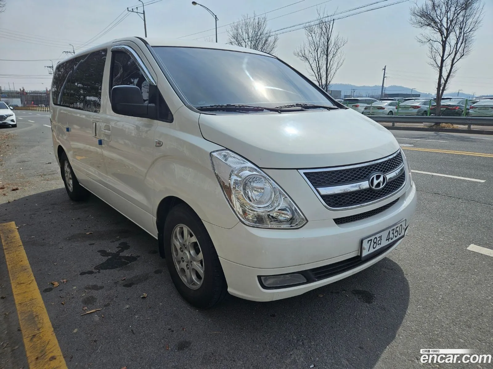 Grand Starex 12 -Seater Wagon Cvx Luxury - фотография 11850691