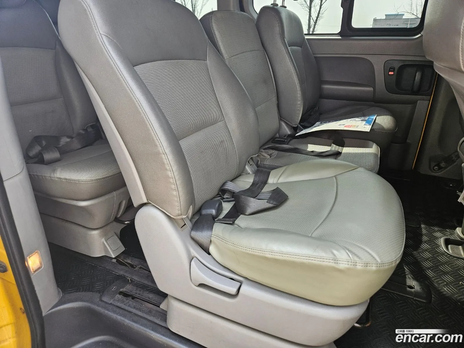 Grand Starex 12 -Seater Wagon Cvx Luxury - фотография 11850694