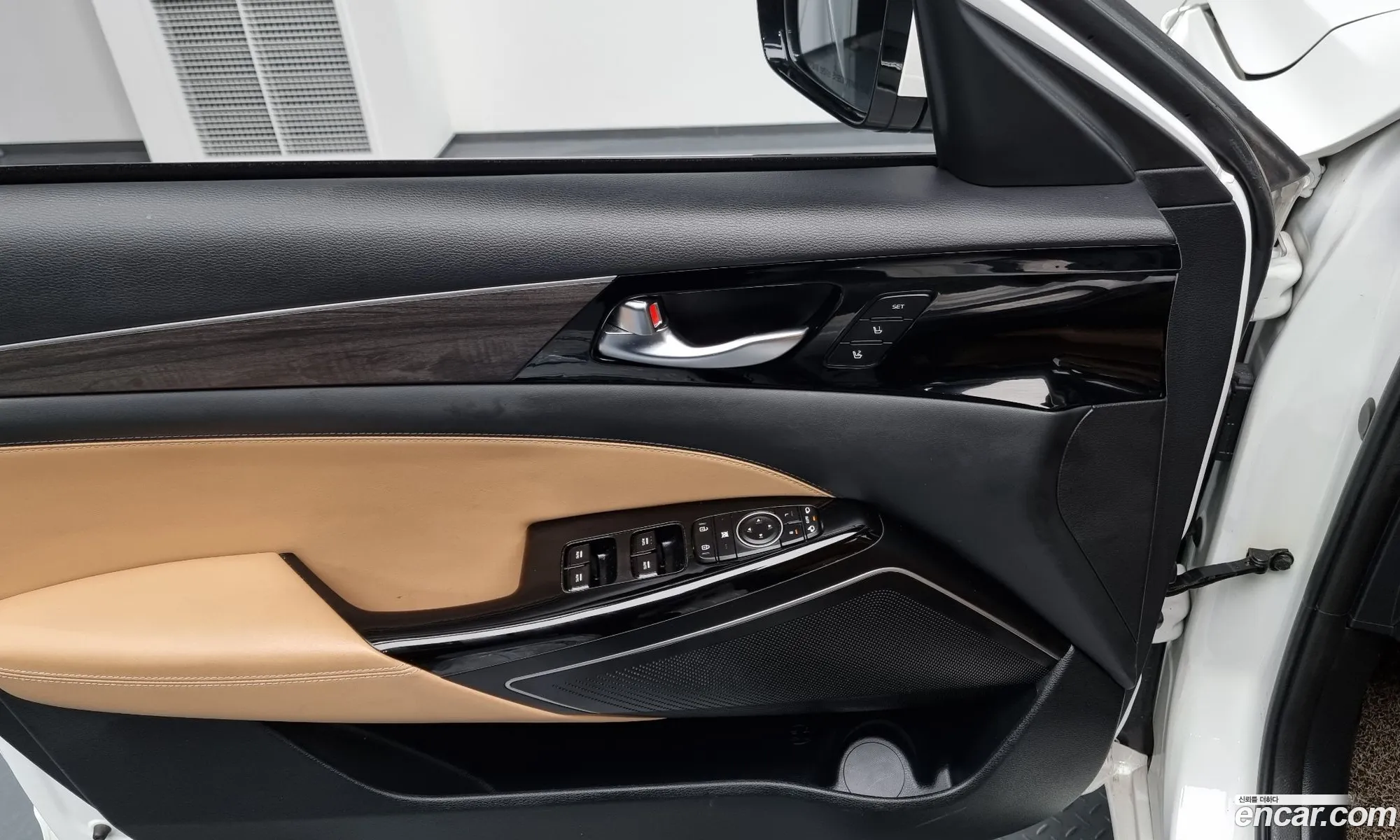 K7 Premier Hybrid Noblesse - фотография 18597053