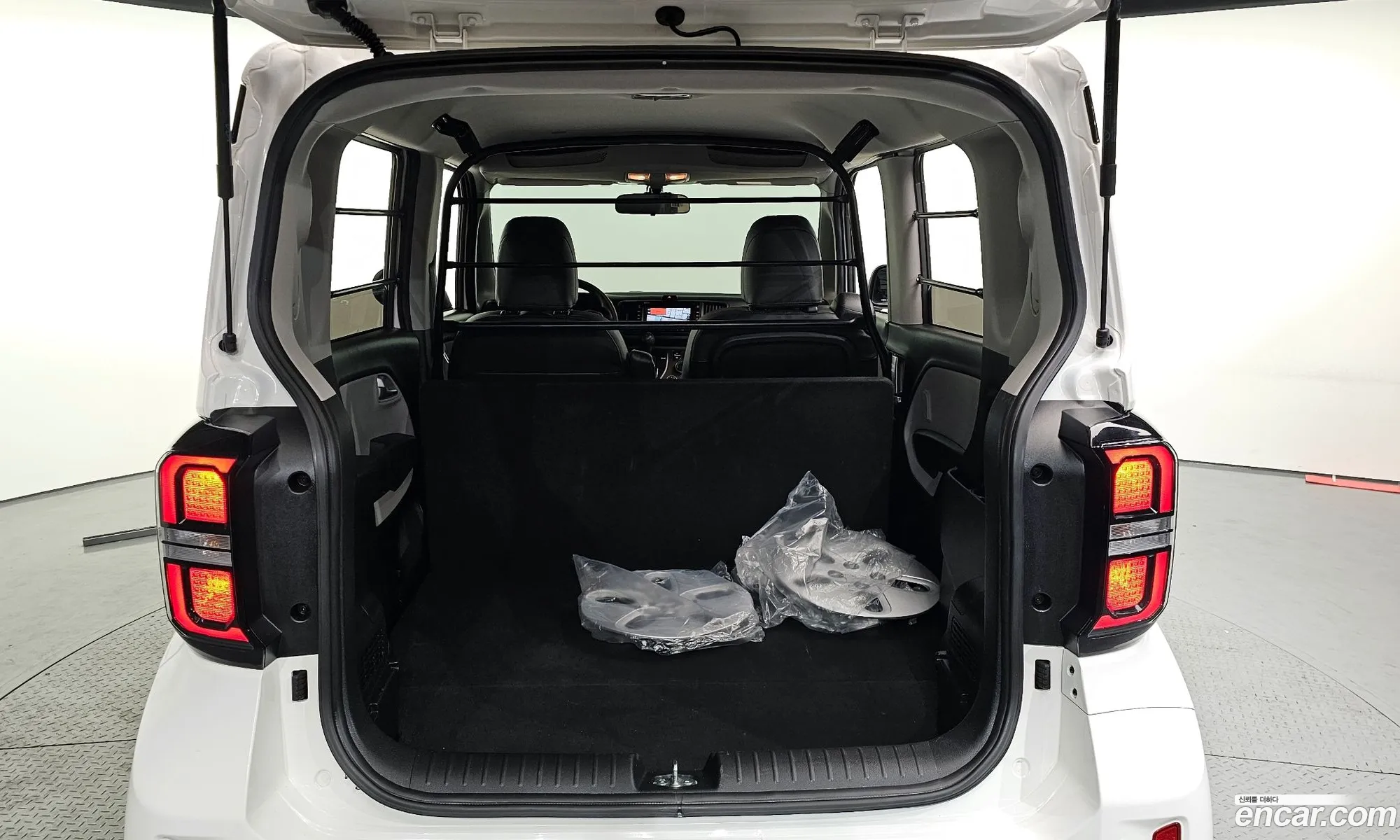 The New Kia Ray Van 2 -Seater Prestige - фотография 18398545