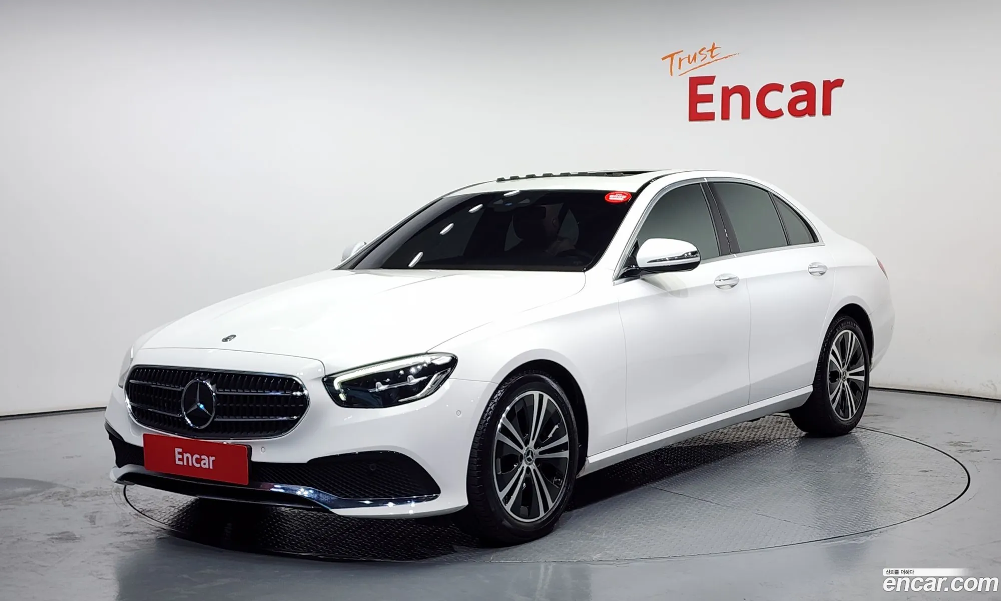 E-Class W213 E250 Avant-Garde - фотография 12694554