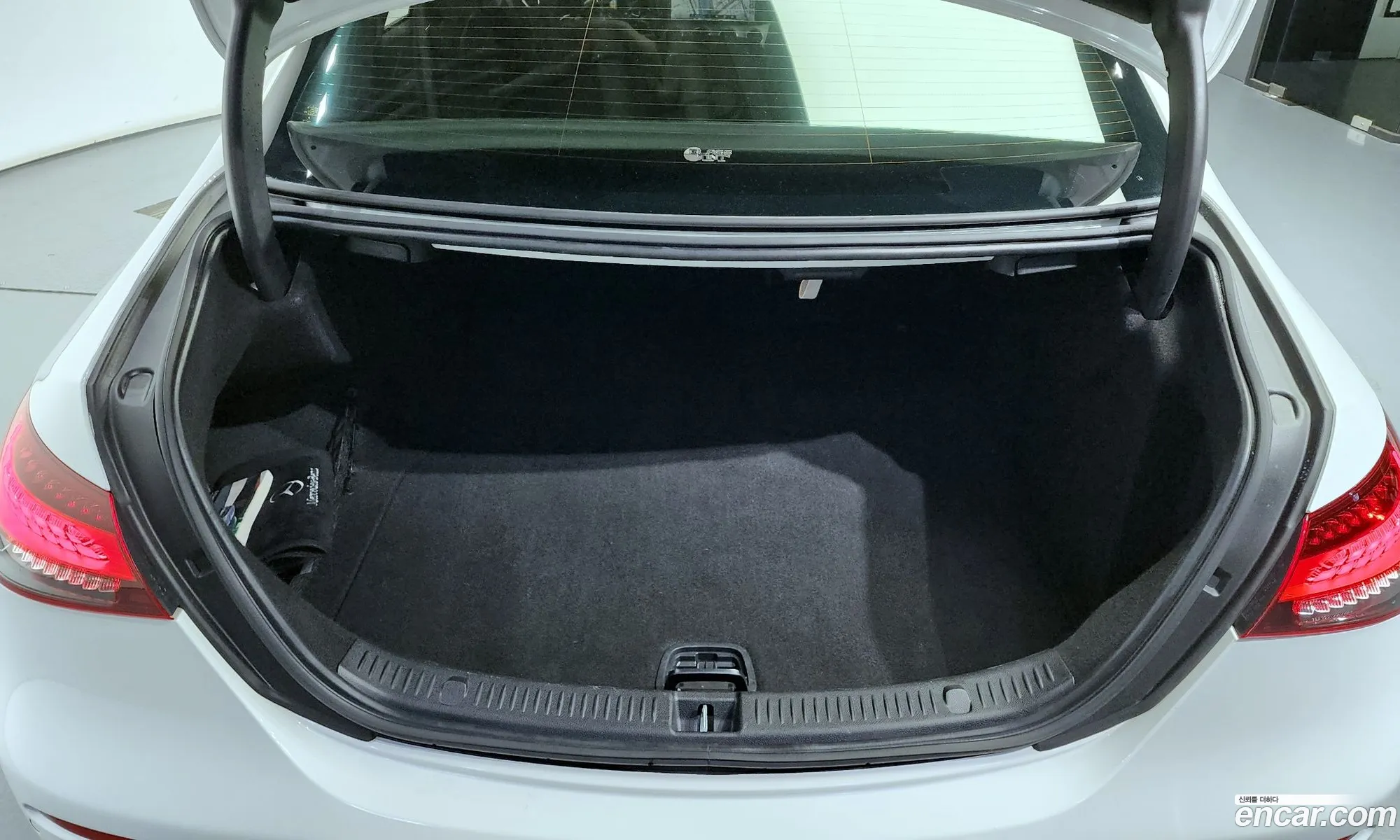 E-Class W213 E250 Avant-Garde - фотография 12694555