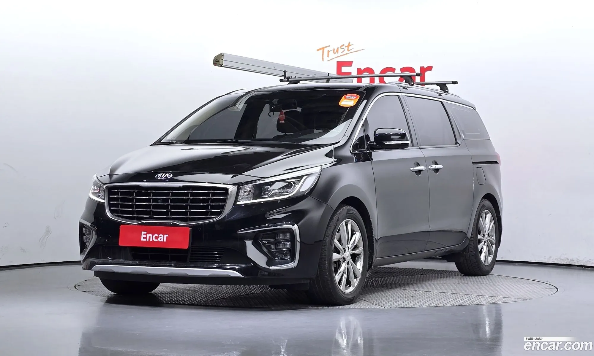 The New Carnival 7 -Seater Limousine President - фотография 16554592