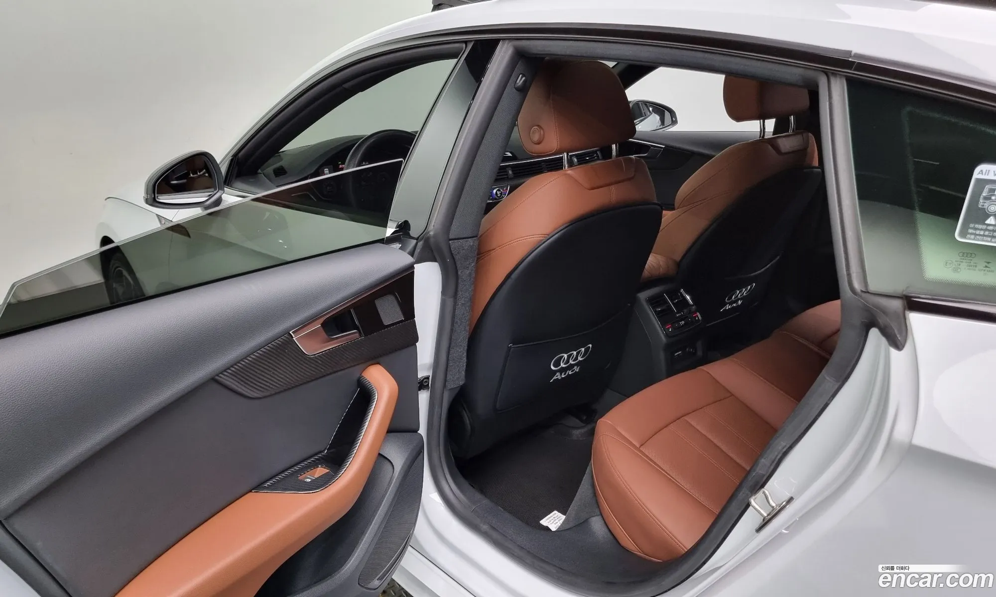 A5 F5 40 Tfsi Quattro Premium Sport Bag - фотография 4849319