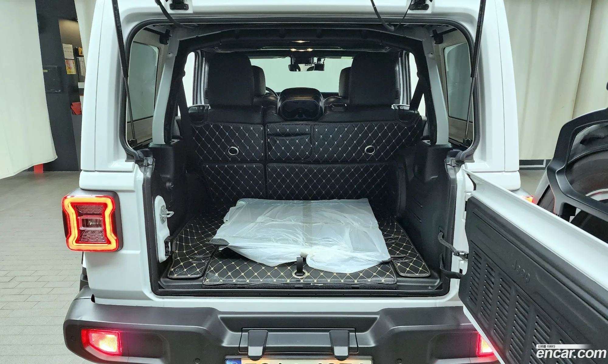 Wrangler Jl 20 Overland Power Top 4 Door - фотография 877040