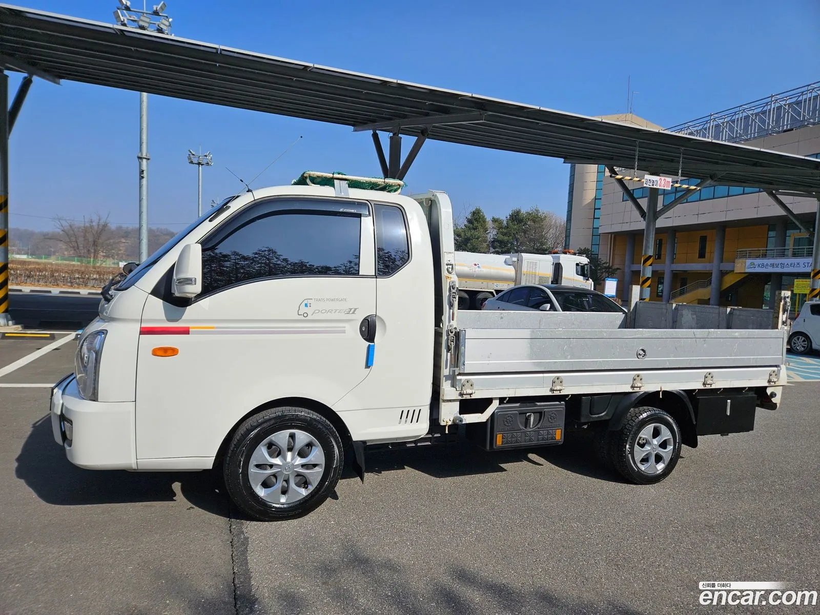 Porter Ii TransWide Powergate 1 Ton Super Cap Crdi - фотография 4277676