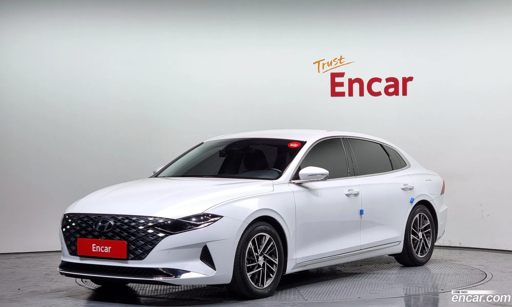 The New Grandeur Ig 30 Lpi Rent -A -Car Premium - фотография 11239056