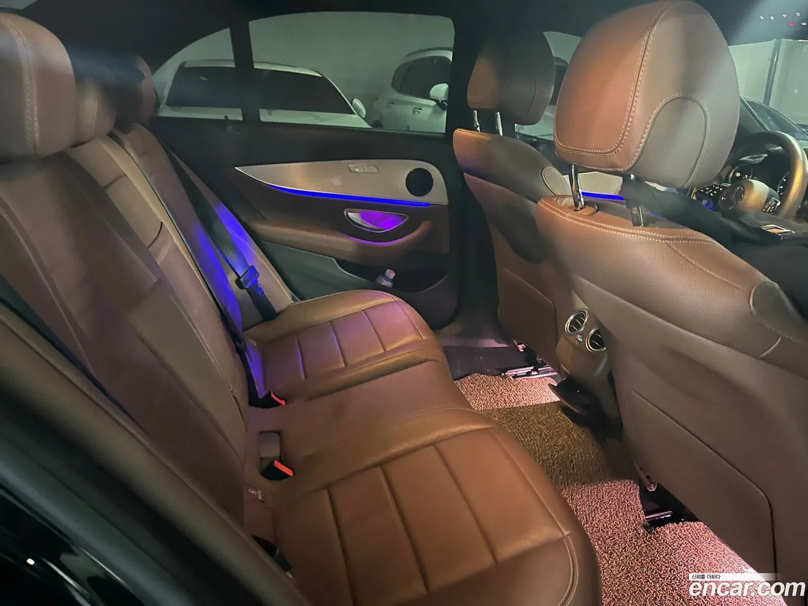 E-Class W213 E250 Avant-Garde - фотография 11220485