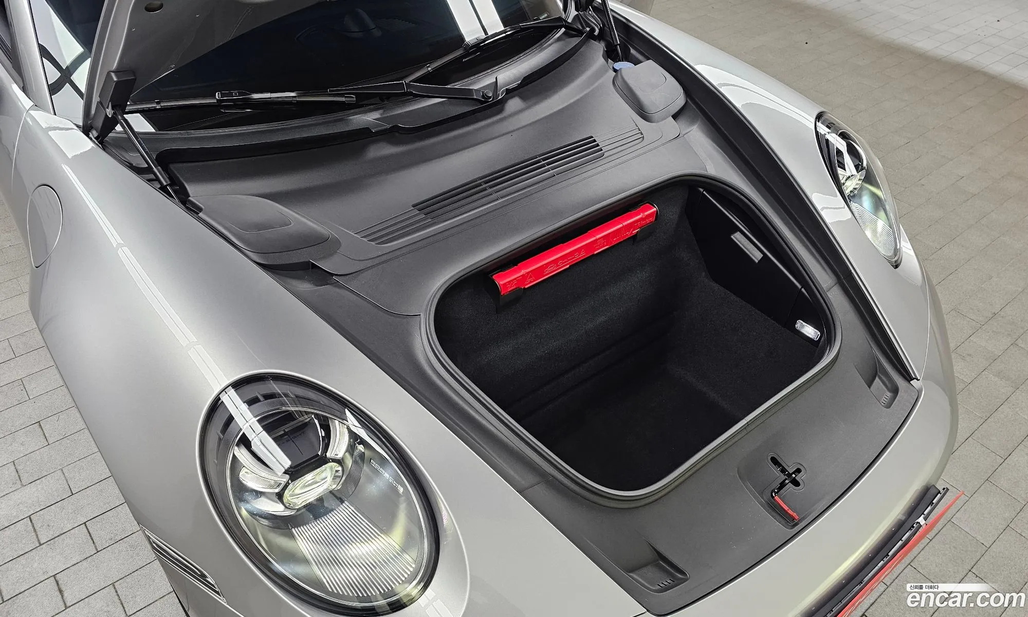 Porsche 911 Carrera Cabriolet 2021 - фотография 4515535