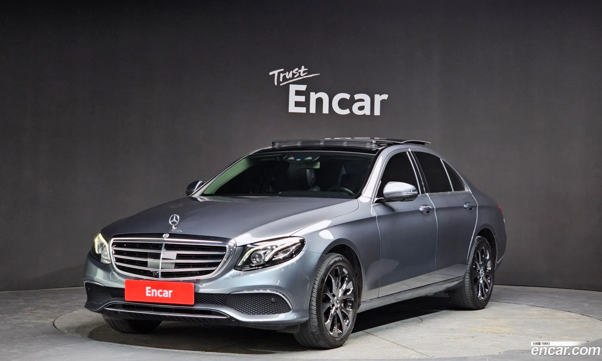 E-Class W213 E300 4Matic Exclusive - фотография 11208796