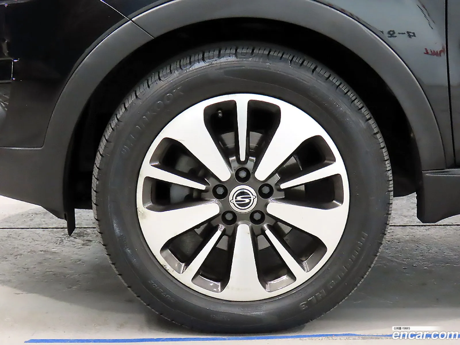 New Korando C 20 Cvt 2Wd High -End Type - фотография 18819449