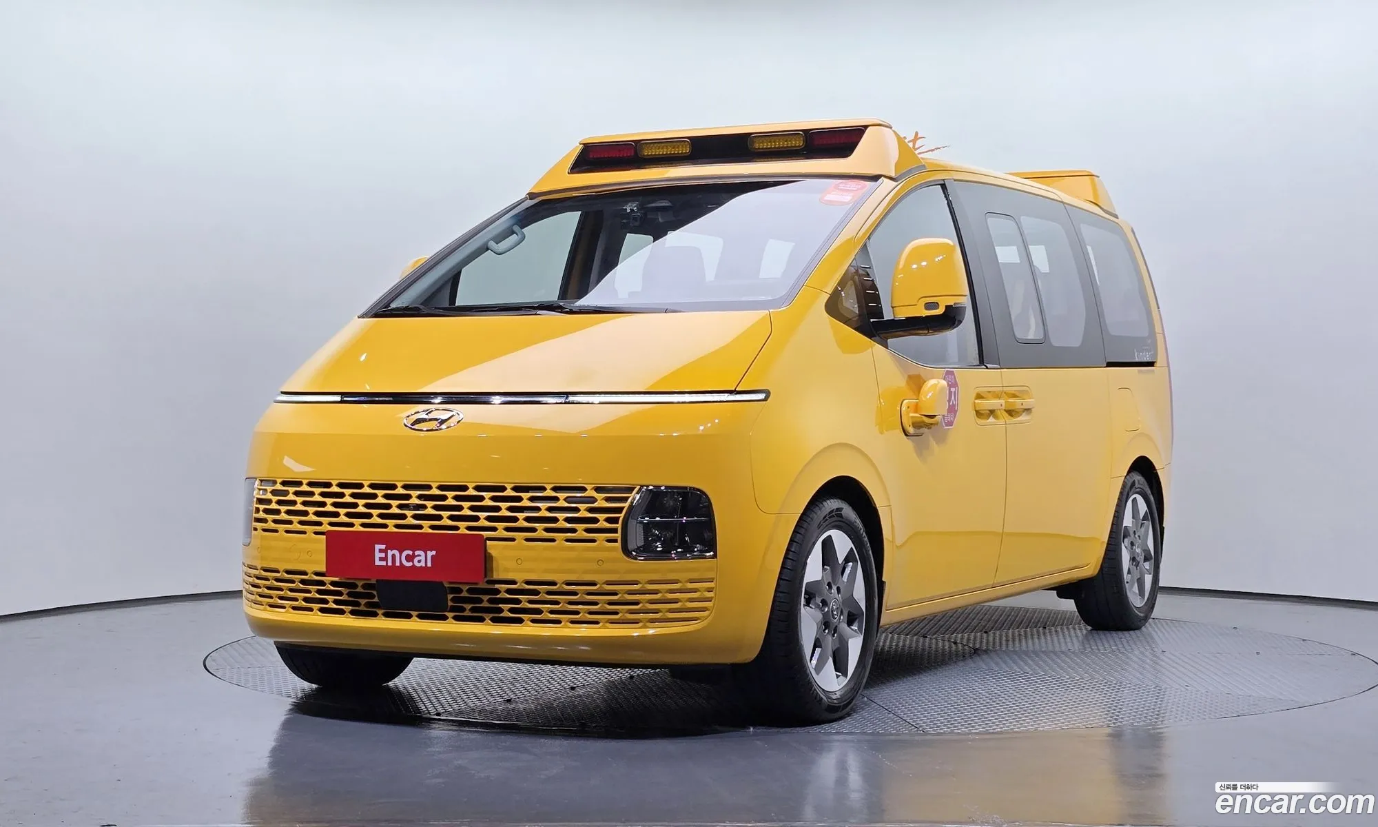 Staria L35 Childfare Car 15 -Seater - фотография 11497523