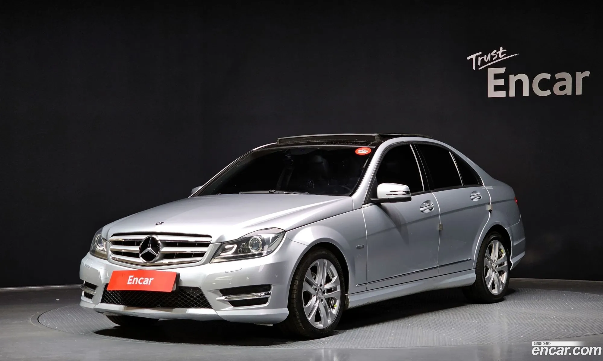 C-Class W204 C200 Cgi Avant-Garde - фотография 12107566