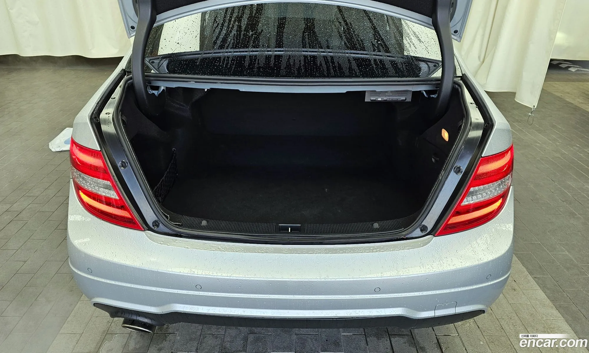 C-Class W204 C200 Cgi Avant-Garde - фотография 12107567
