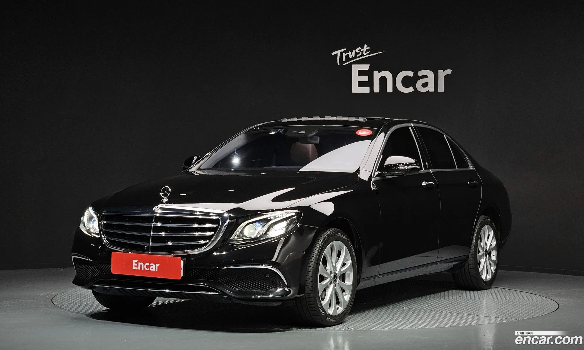 E-Class W213 E300 4Matic Exclusive Standard - фотография 12121939