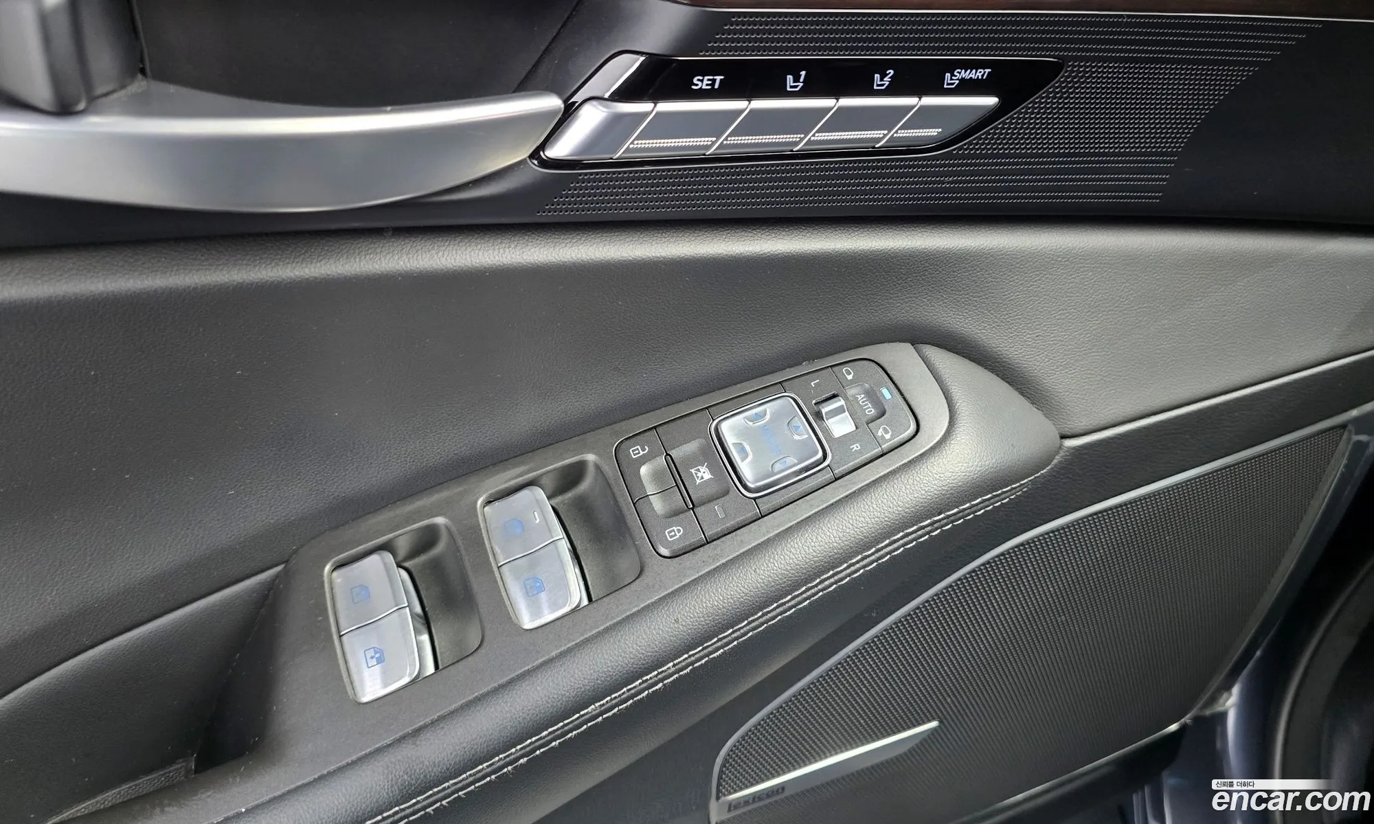 Eq900 33 T-Gdi Awd Luxury - фотография 12747499