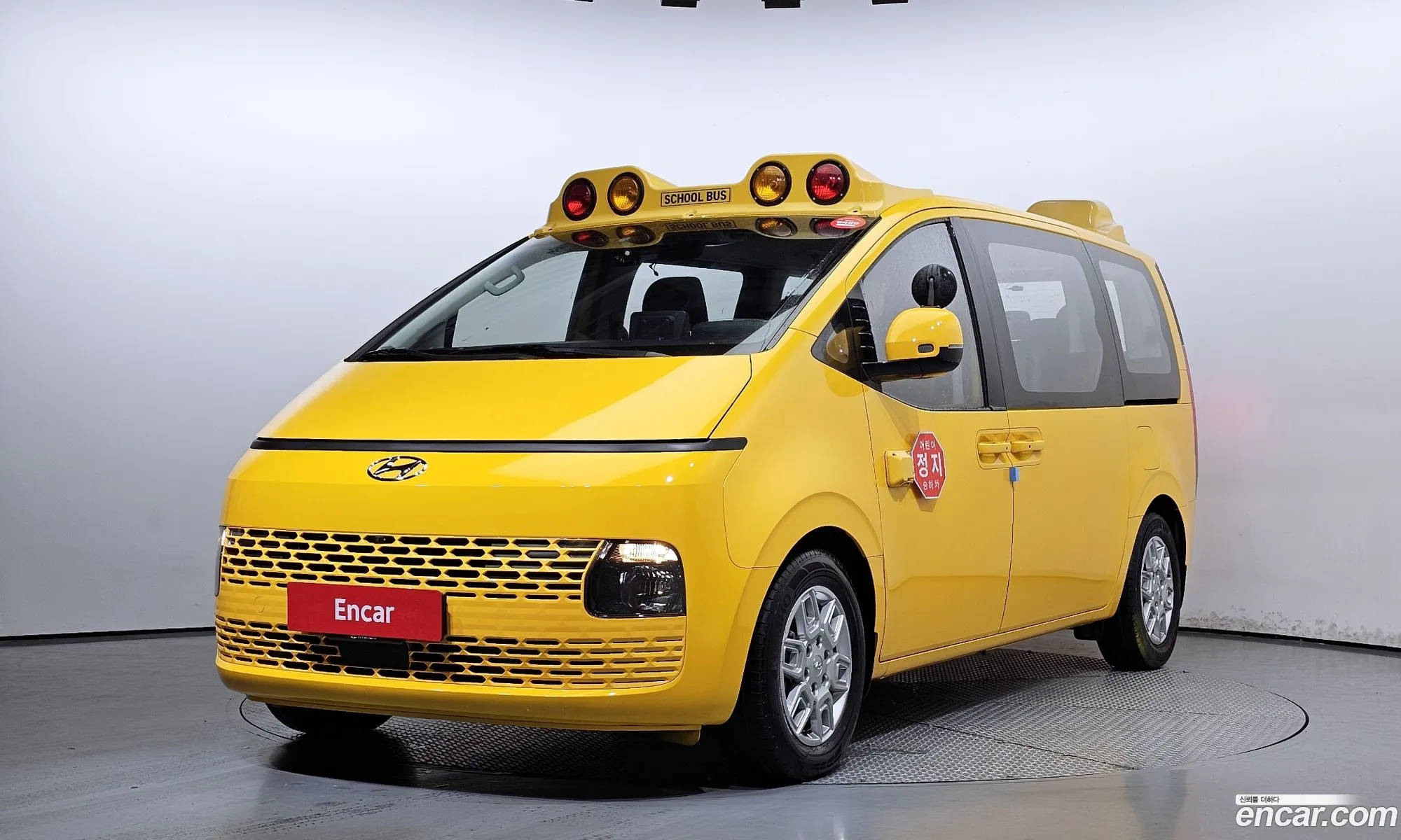 Staria L35 Childfare Car 11 -Seater - фотография 11304989