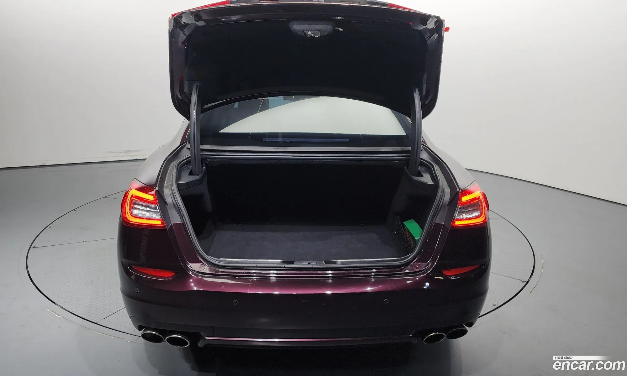 Quattroporte S Q4 30 V6 - фотография 3490628