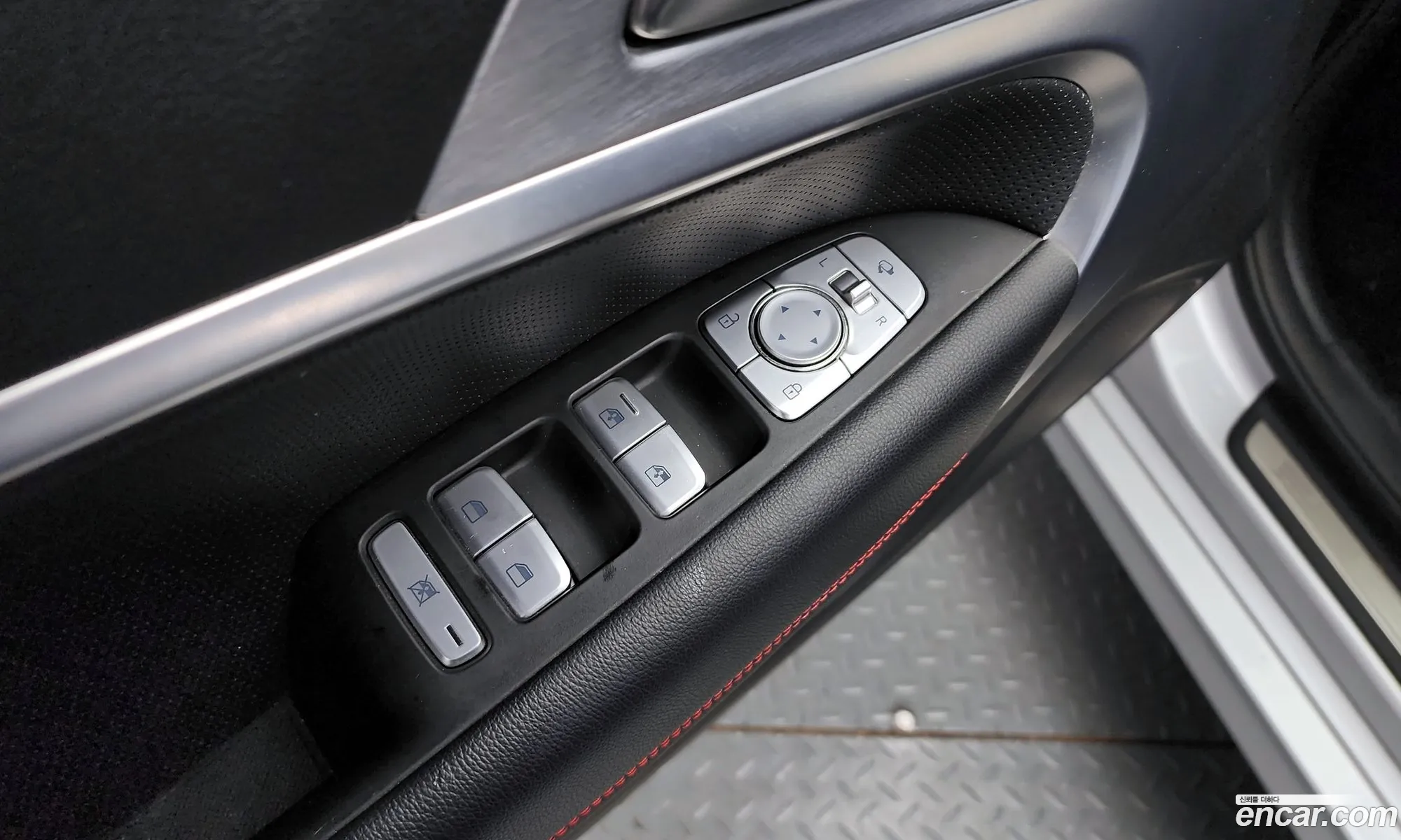 G70 33T Sports Awd Advanced - фотография 12857041
