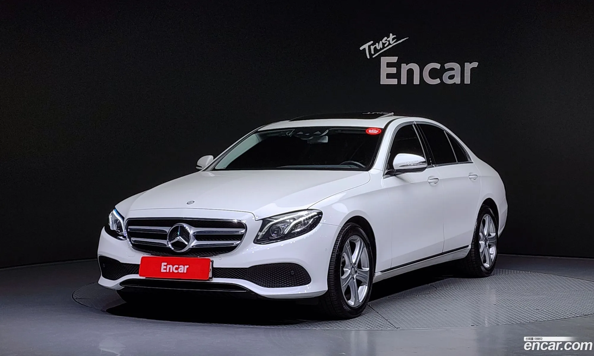 E-Class W213 E220D Avant-Garde - фотография 12028211