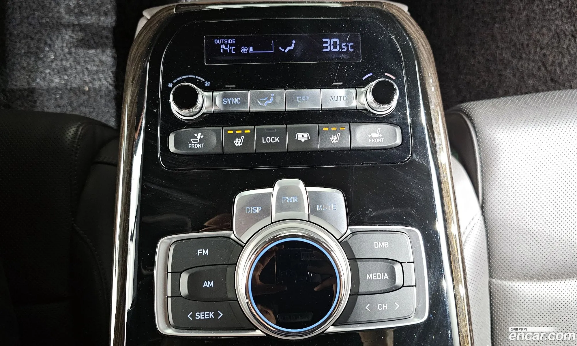 G90 38 Awd Luxury - фотография 12676622