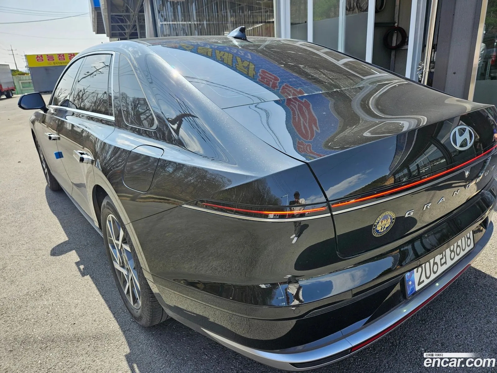 Grandeur Hybrid Gn7 Premium - фотография 11428536