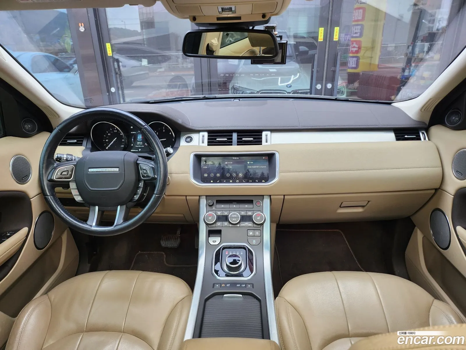 Range Rover Evoque 20 Td4 Se - фотография 3528880