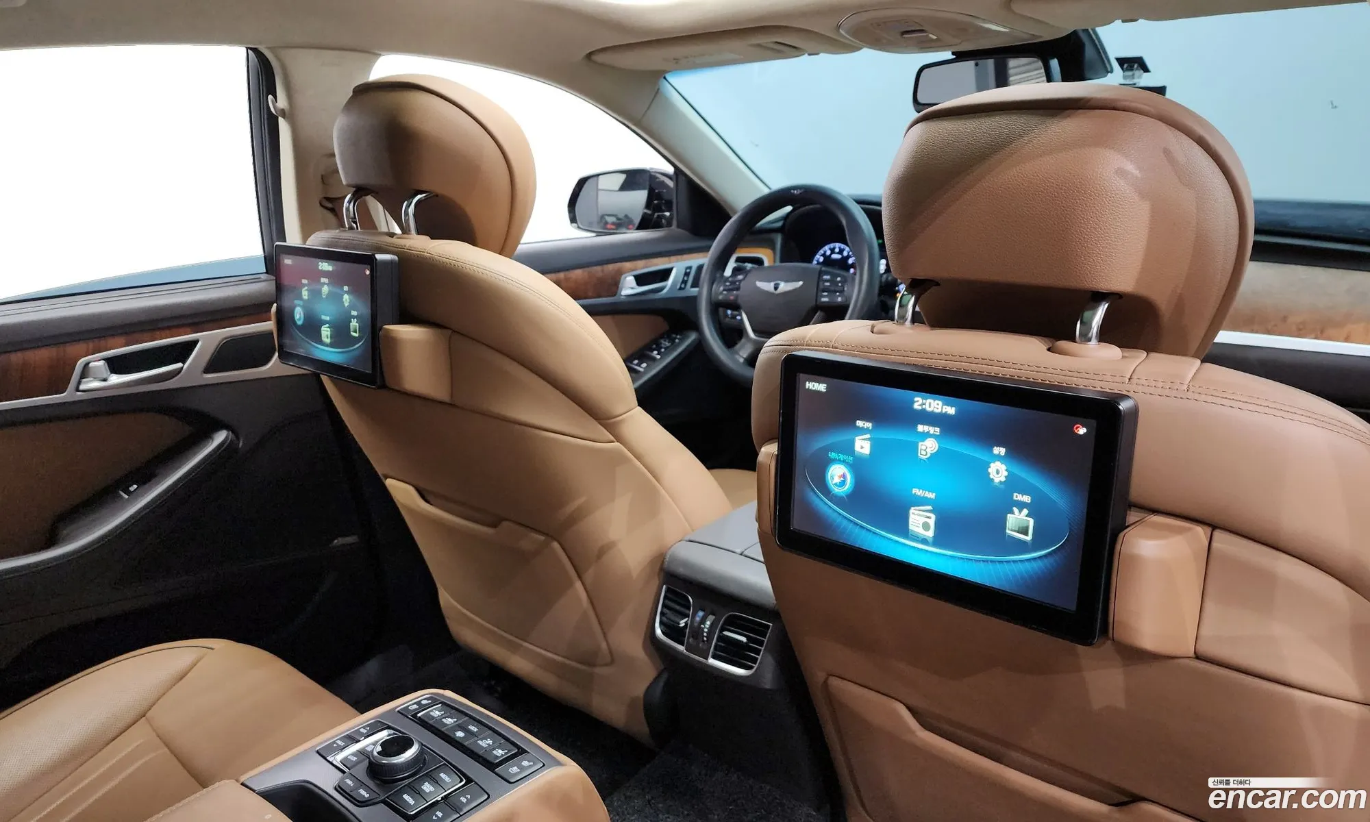 Genesis Dh G380 Finenist Edition Awd - фотография 11897876